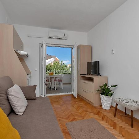 Apartments Marija Tučepi Eksteriør billede