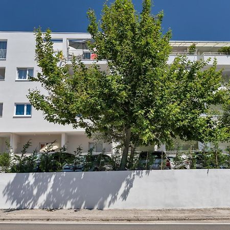 Apartments Marija Tučepi Eksteriør billede