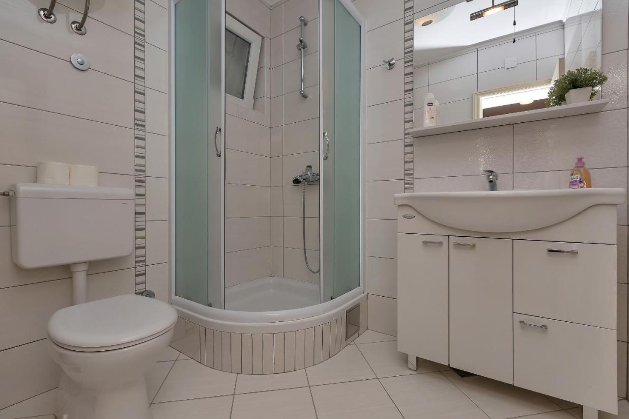 Apartments Marija Tučepi Eksteriør billede