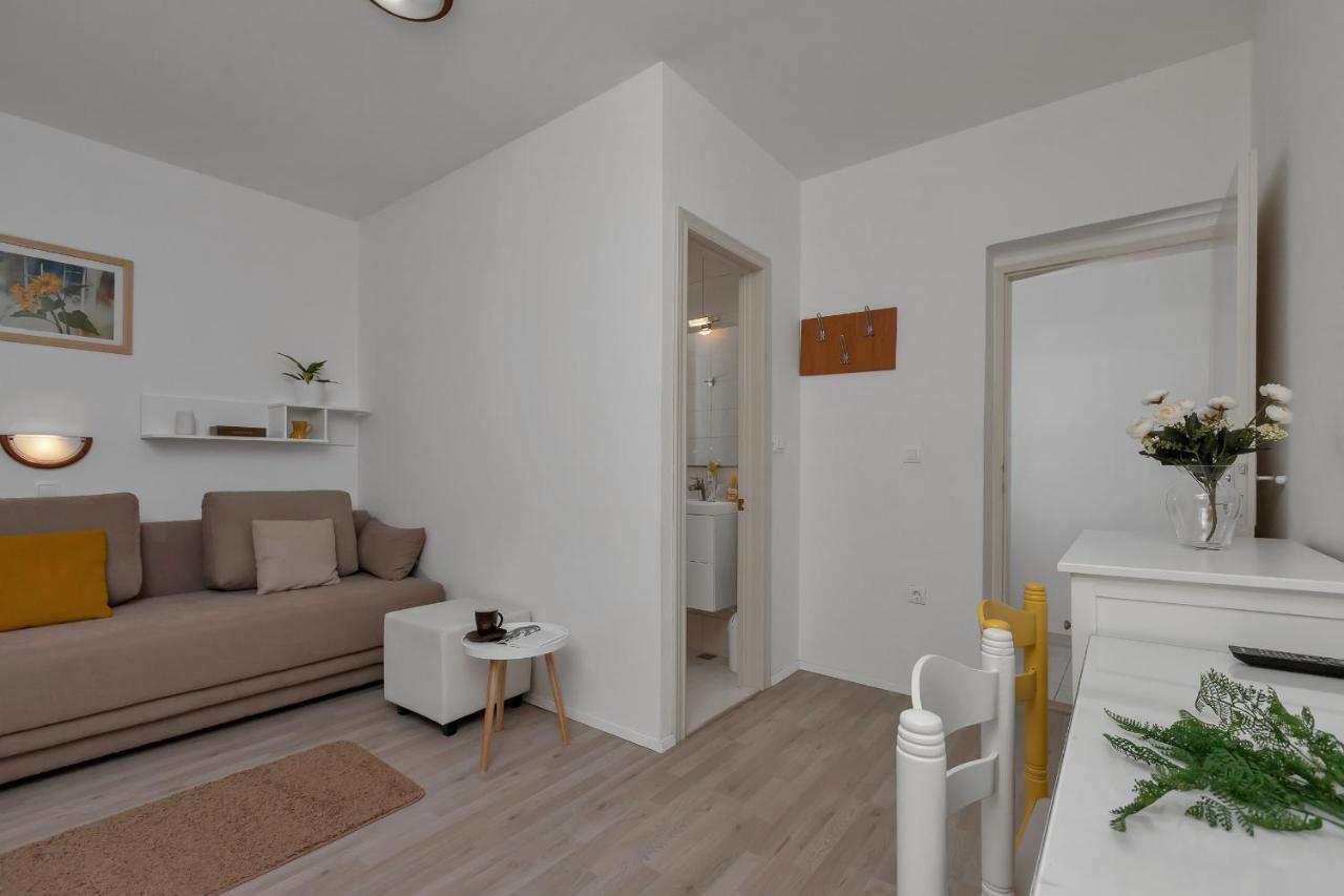 Apartments Marija Tučepi Eksteriør billede