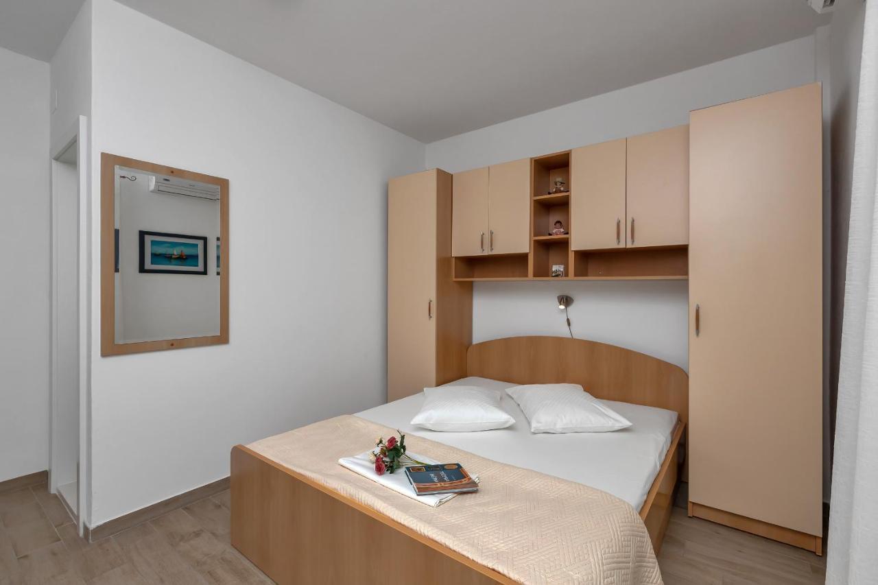 Apartments Marija Tučepi Eksteriør billede